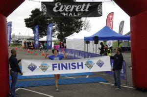 everett half marathon 2023.